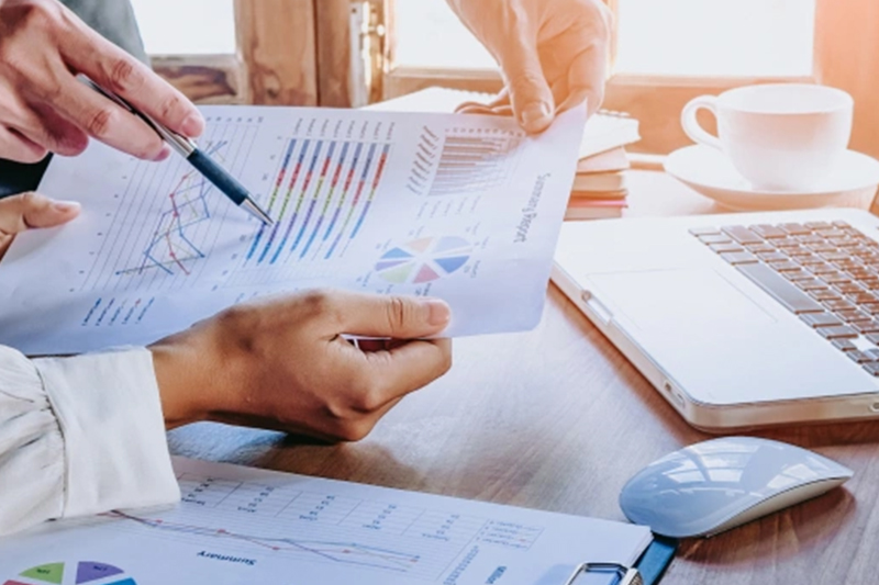 How Outsourcing Improves Healthcare Revenue Management